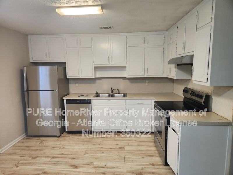1882 Kirkland Rd #A - Photo 3 of 10