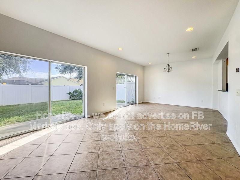 5094 Ne 122nd Blvd - Photo 6 of 21
