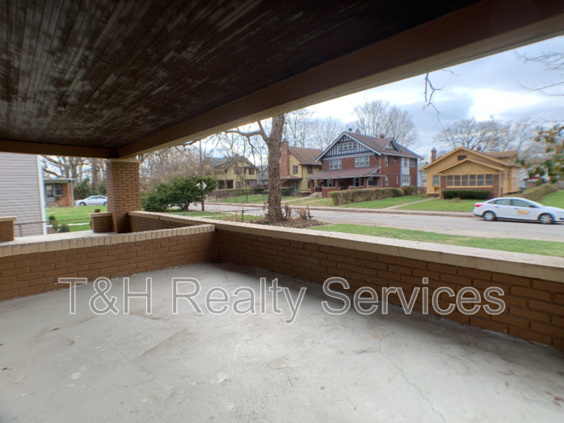 3329 Carrollton Ave - Photo 5 of 24
