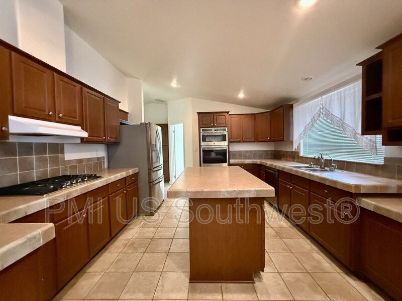 4288 S Cindy Rd - Photo 4 of 47