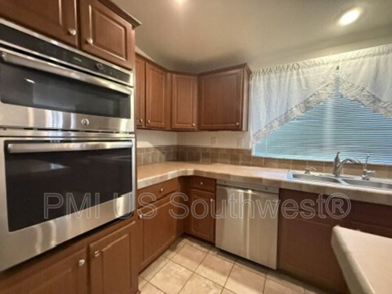 4288 S Cindy Rd - Photo 7 of 47