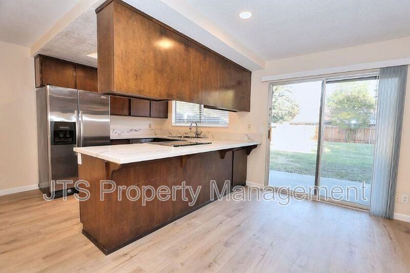 5512 Mike Arthur Ct - Photo 6 of 50