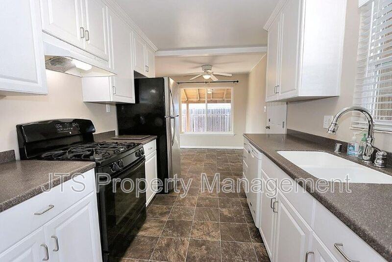 10624 Chardonay Dr - Photo 6 of 50