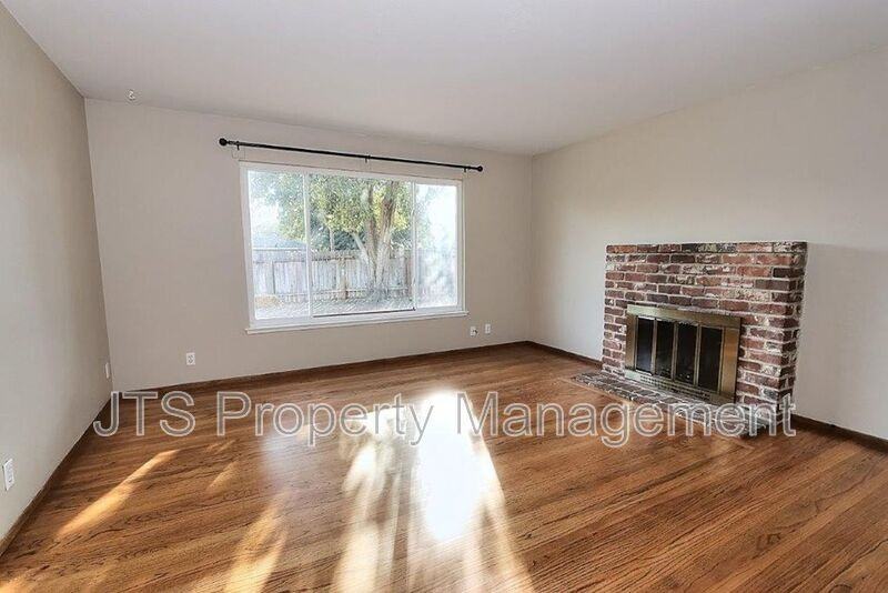 10624 Chardonay Dr - Photo 5 of 50
