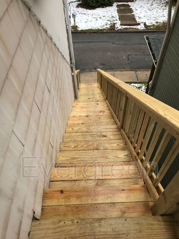 E Walnut St - Photo 4 of 15