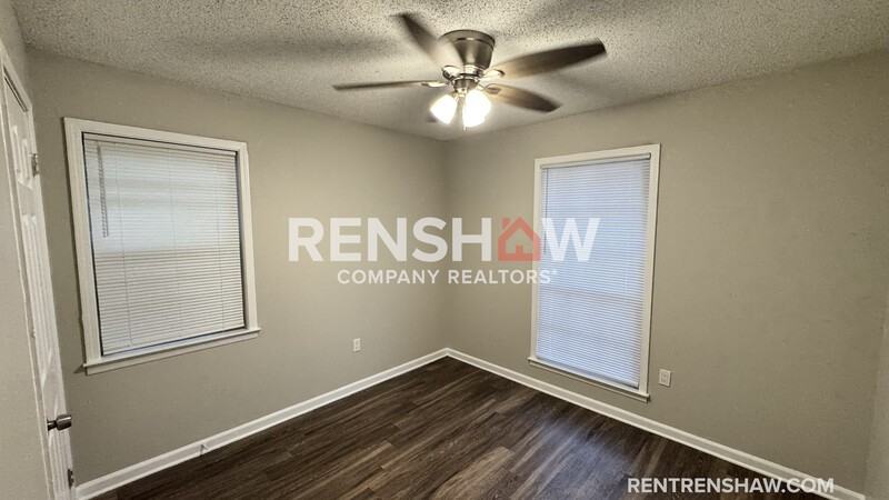 4247 Gladstone St - Photo 6 of 21