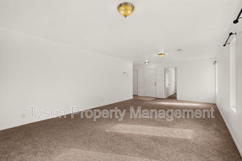 5905 Night Whisper Rd Nw - Photo 6 of 31