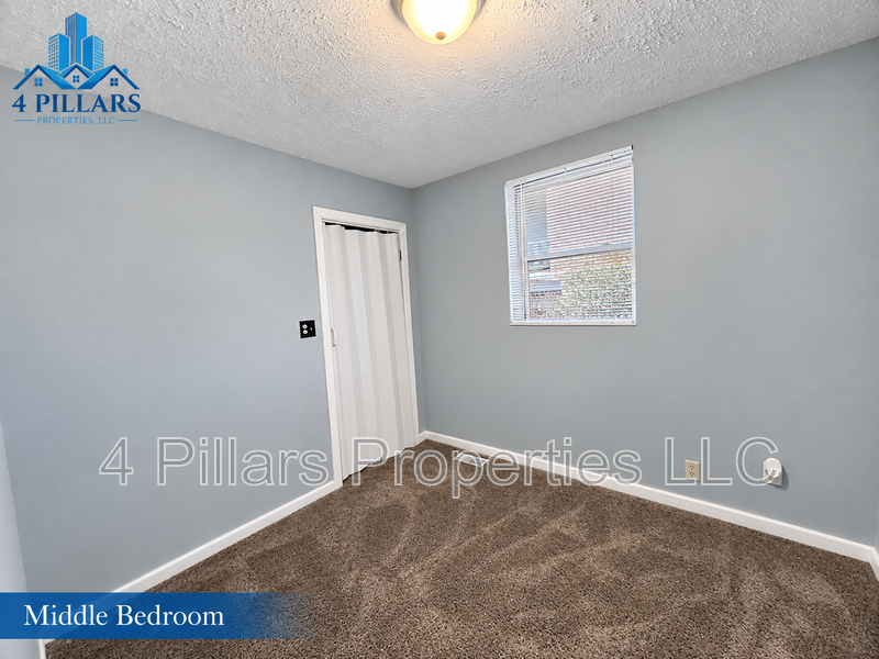 1311 E Columbus Dr #1 - Photo 6 of 15