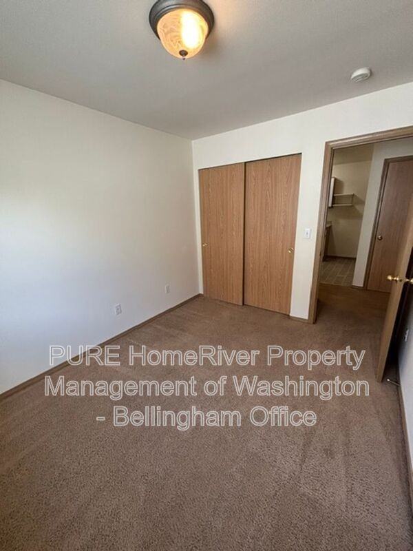 547 Woollen Rd - Photo 7 of 11