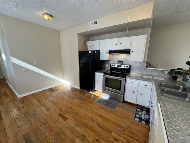 2001 East 5th Avenue - Photo 5 of 17