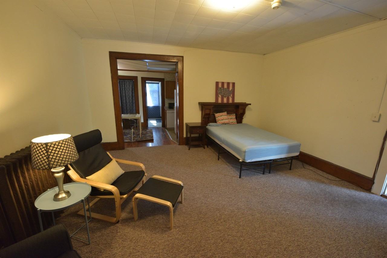 408 Stewart Ave. - Photo 4 of 9