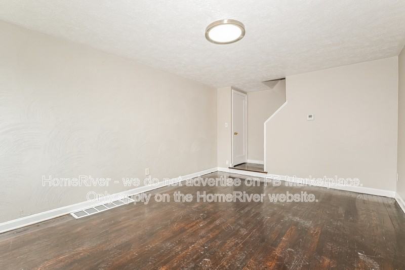 107 Macfarlane Dr - Photo 4 of 17
