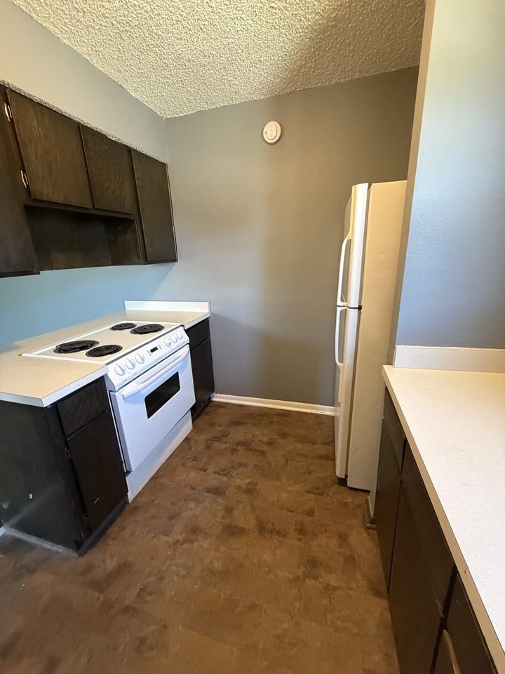 2615 Mill Street Unit 4 - Photo 4 of 9