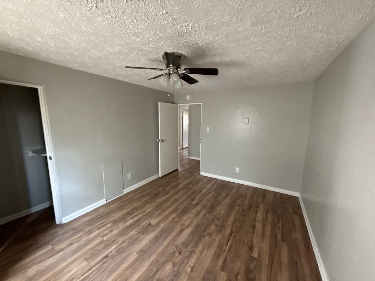 29 East Main Street - Photo 5 of 20