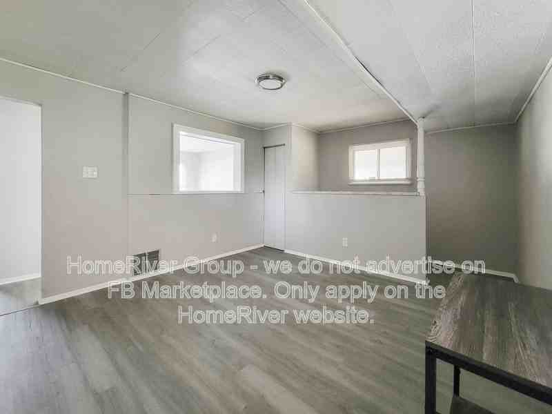 218 Ben Nevis Rd - Photo 4 of 20