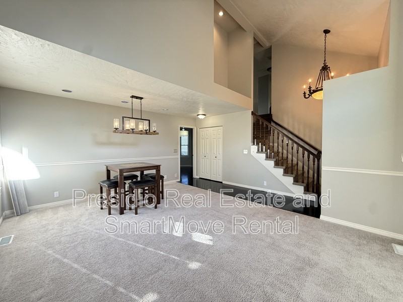 3408 Huntington Dr - Photo 5 of 38