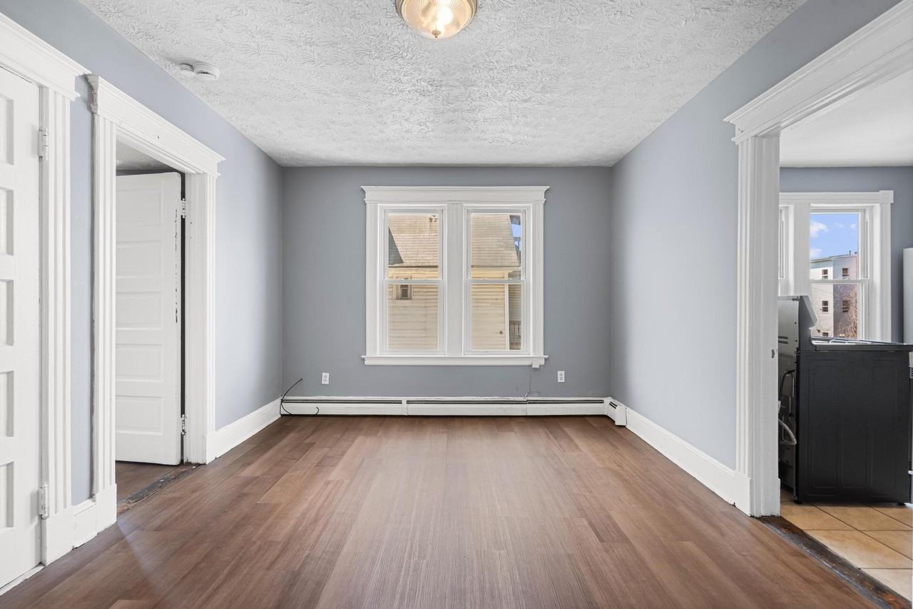 66 Standish Street - Photo 2 of 29