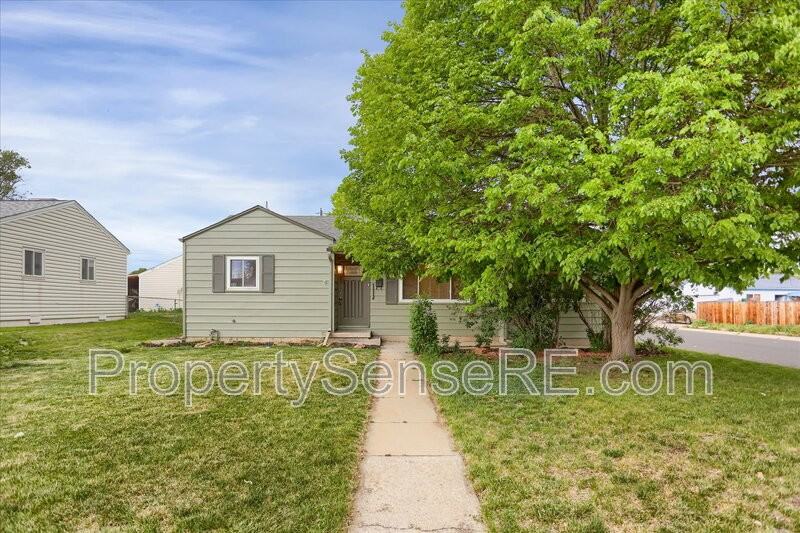 1333 S Xavier St - Photo 2 of 22
