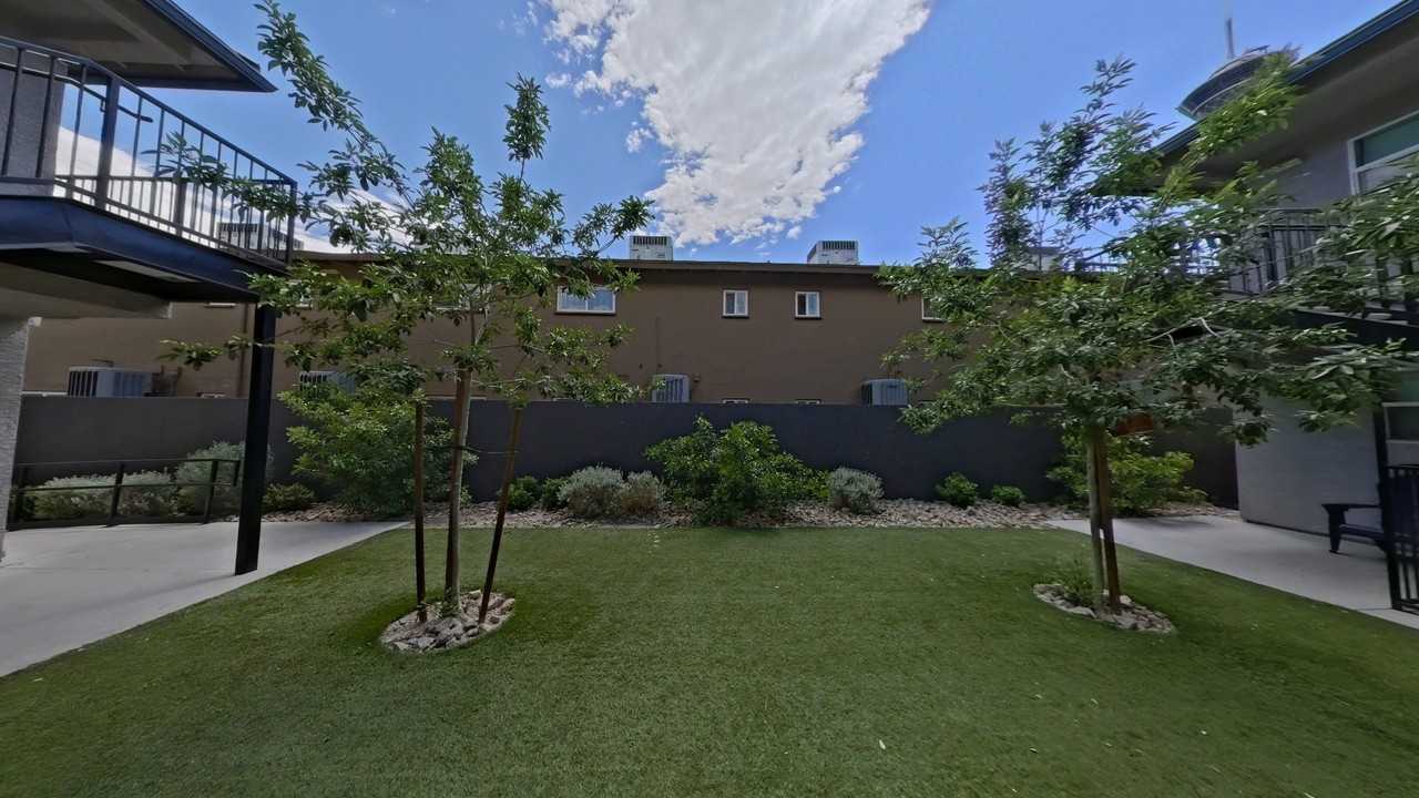 1821 Santa Paula Drive - Photo 5 of 10