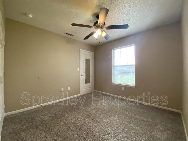 805 E 9th Ave - Photo 5 of 8