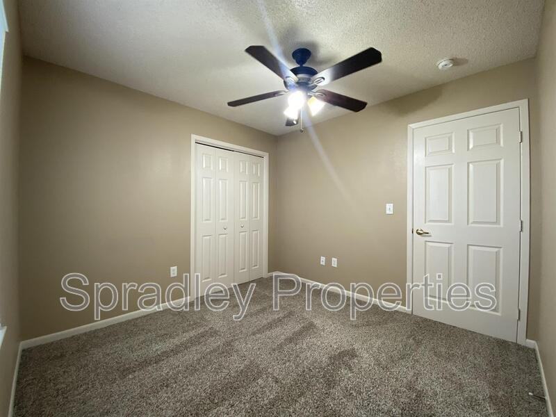 805 E 9th Ave - Photo 6 of 8