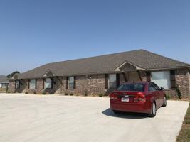 featured image of 453 B Ave