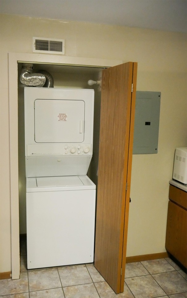 1009 S. Second St. - Photo 2 of 18