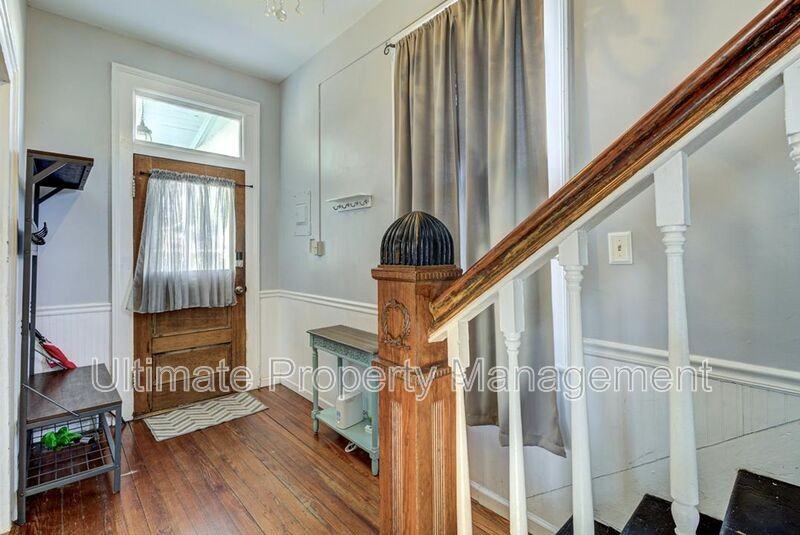 306 N 6th St - Photo 4 of 24
