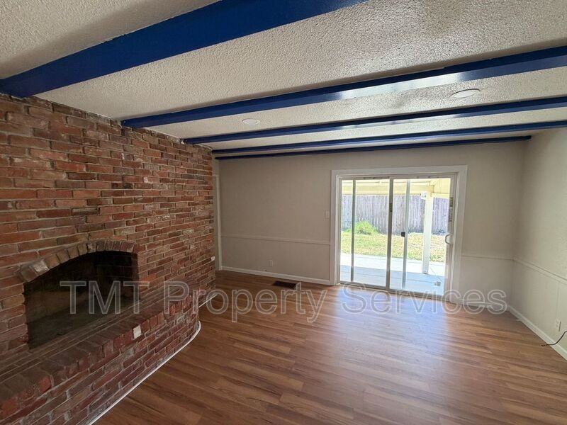 6926 Milbrook Way - Photo 7 of 11