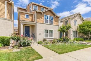 11009 International Dr - Photo 1 of 1