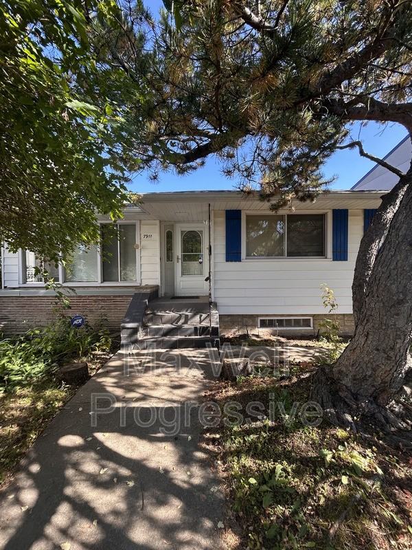 7911 119 St Nw - Photo 2 of 49