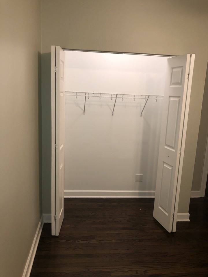 4860 W Armitage ave - Photo 4 of 17
