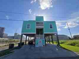 featured image of 614 35th St
