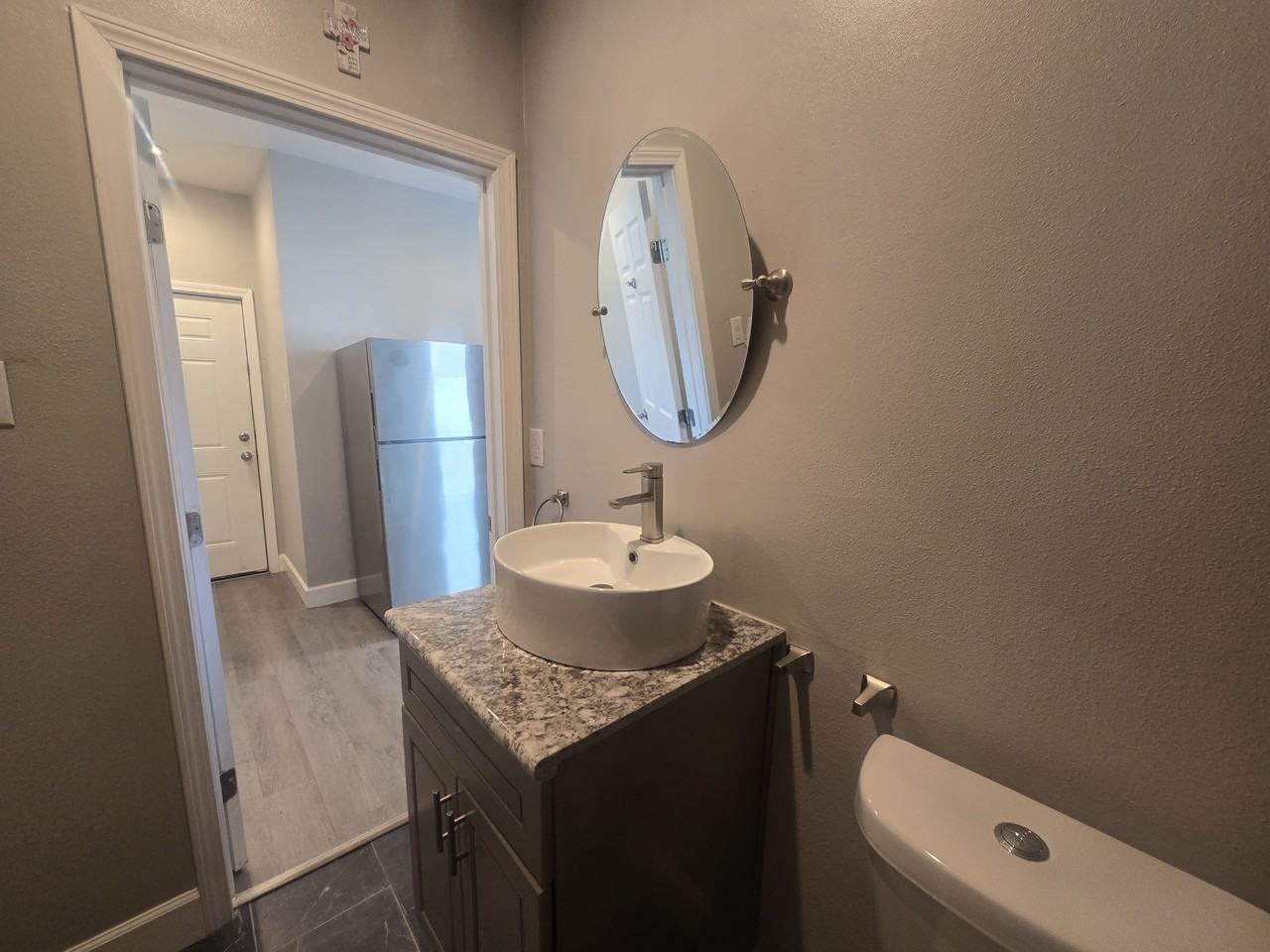 614 35th Street - Photo 5 of 14