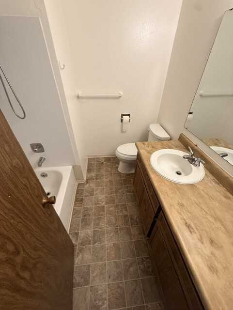 1220 Boone Street Southeast - Photo 4 of 6