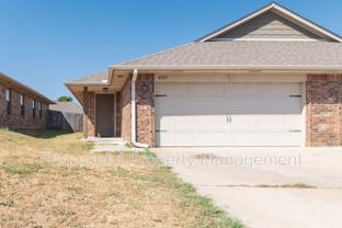4329 Edinburg Way - Photo 1 of 1