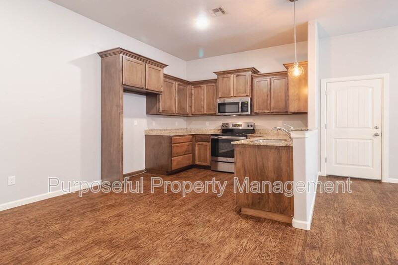 4329 Edinburg Way - Photo 6 of 28