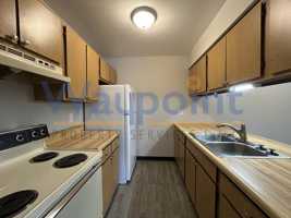 featured image of 423 Balderson St