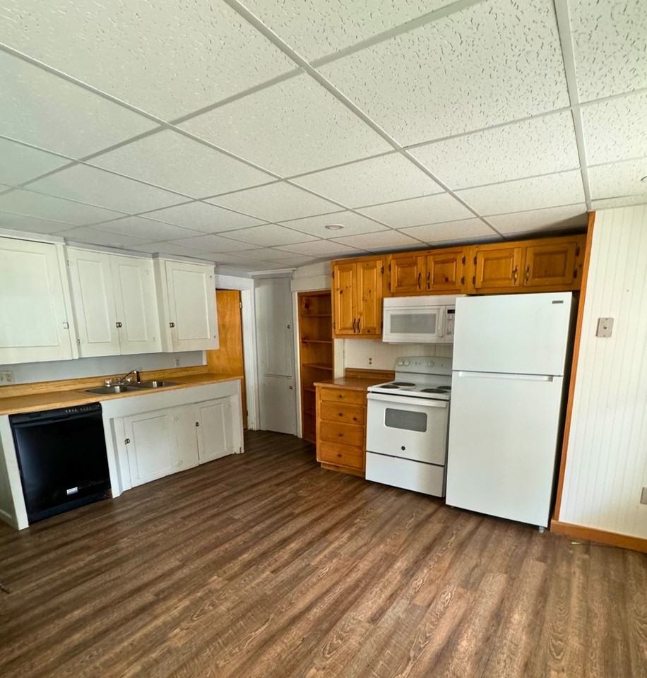 125 Bridge Street - Photo 3 of 7