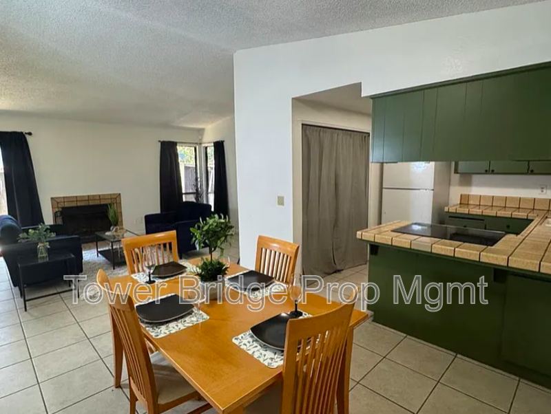 7516 Whisperwillow Dr - Photo 4 of 21