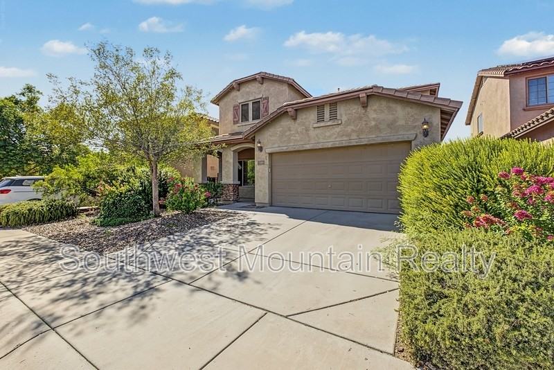 2346 N Monticello Dr - Photo 5 of 50