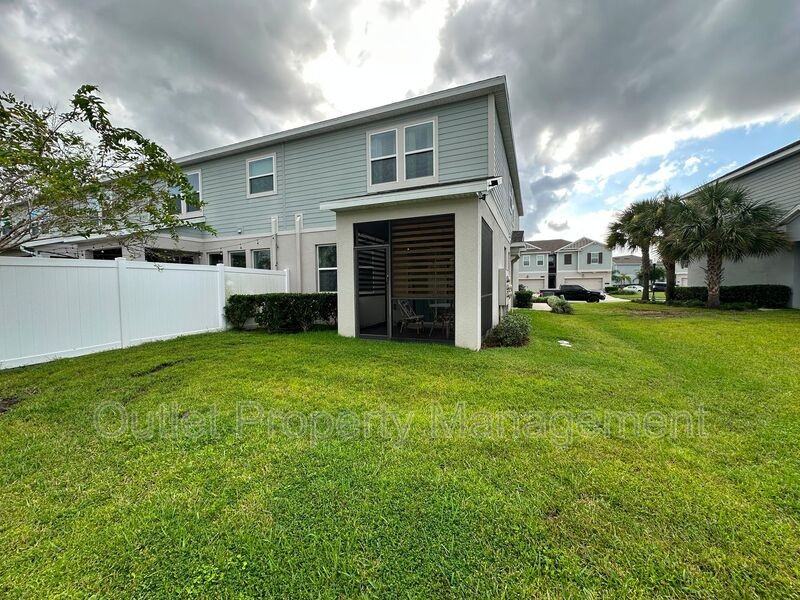 12031 Scrub Palm Ln - Photo 2 of 31