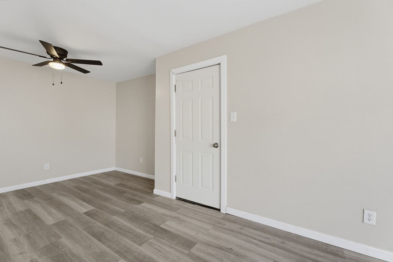 19041 Bentler Street - Photo 6 of 10