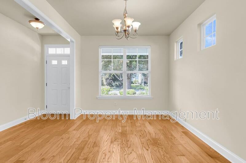 2649 Lohr Dr - Photo 7 of 49