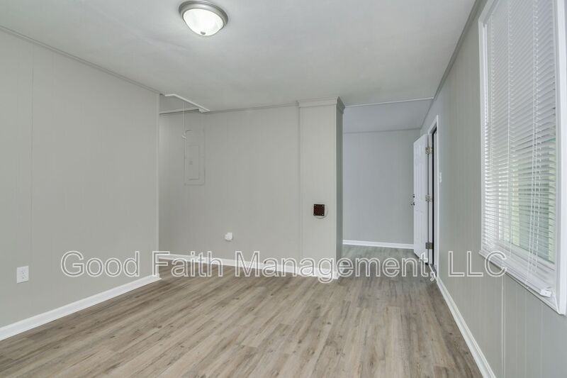 2507 Elderberry Dr - Photo 5 of 19