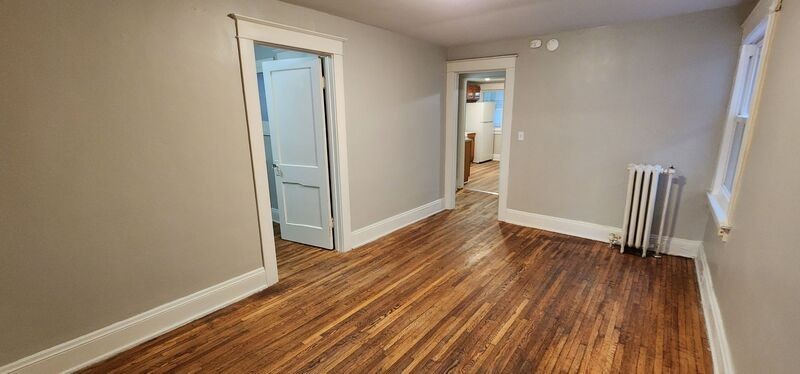 46 Genesee St #5 - Photo 7 of 9
