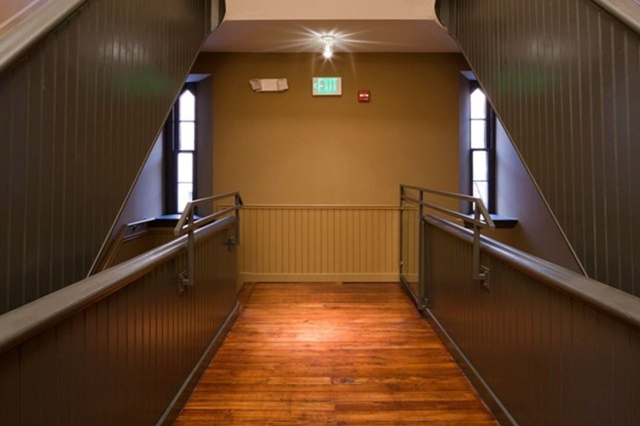 125 W Saratoga Street - Photo 4 of 45