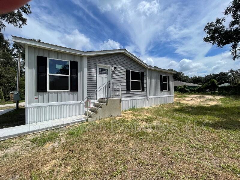 175 Smith St - Photo 2 of 21