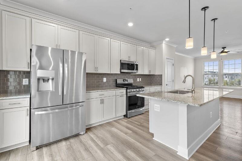 7807 Petigru Rd - Photo 5 of 29