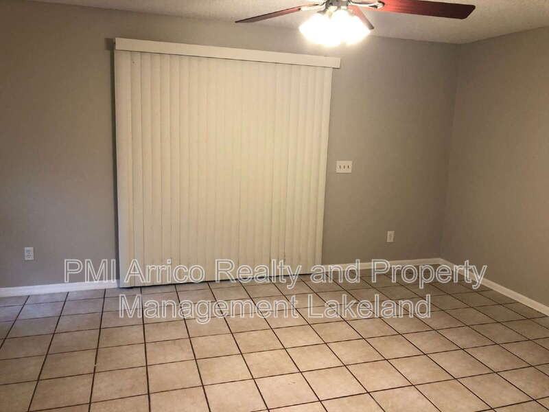 2139 Parker Rd - Photo 7 of 15